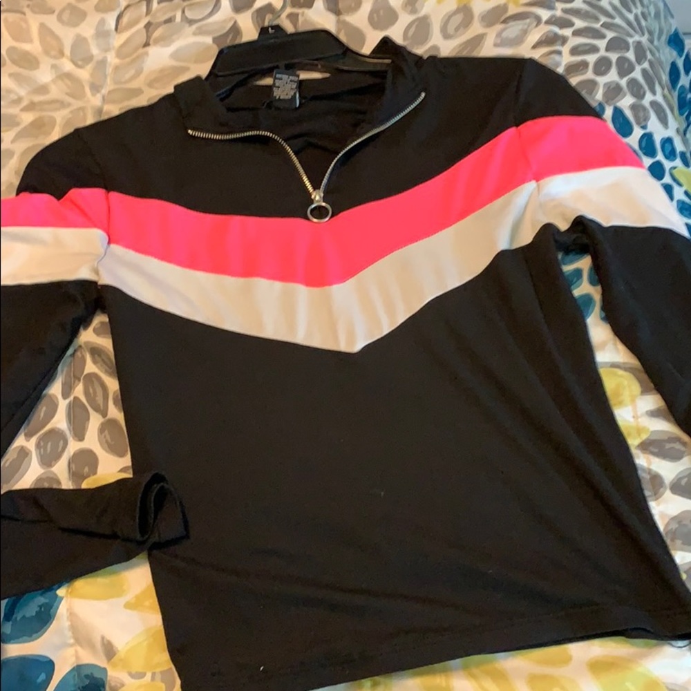 Slightly cropped quarter zip long sleeve